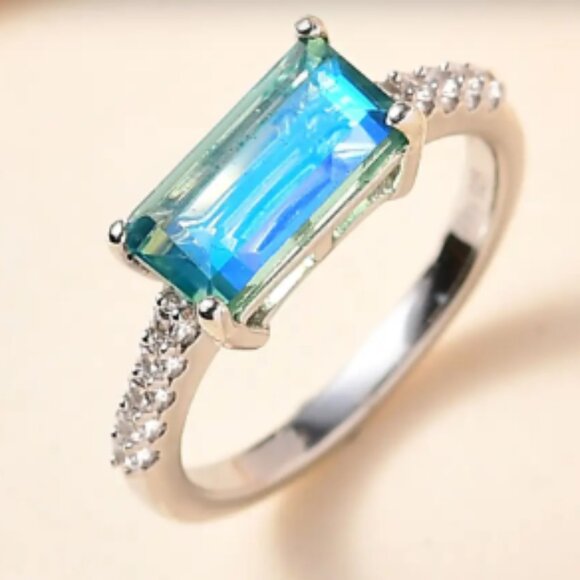 Peacock Quartz (Triplet) and White Zircon Ring - Picture 2 of 3